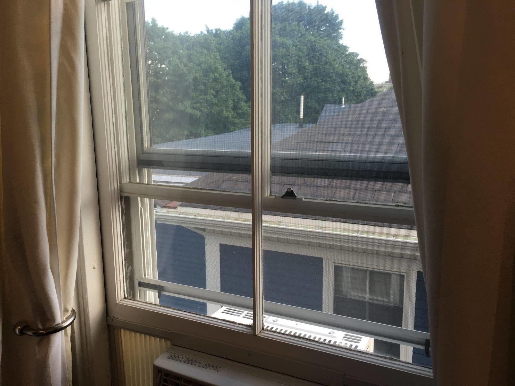 Chez Pat In Cambridge Hotel Bagian luar foto